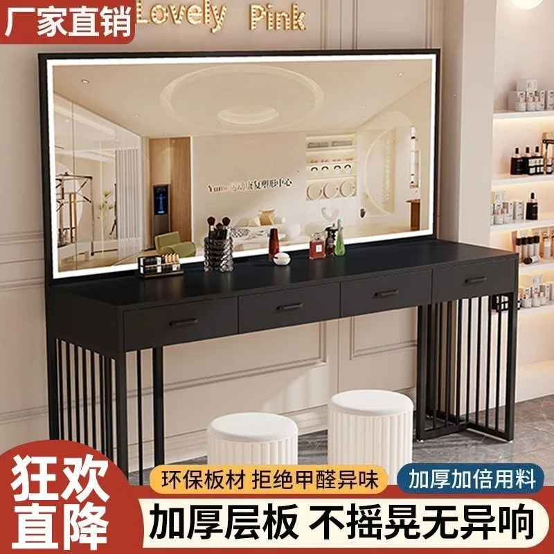 Mesa de Maquiagem Moderna com  - Beauty And Makeup Studio avaliação e preço